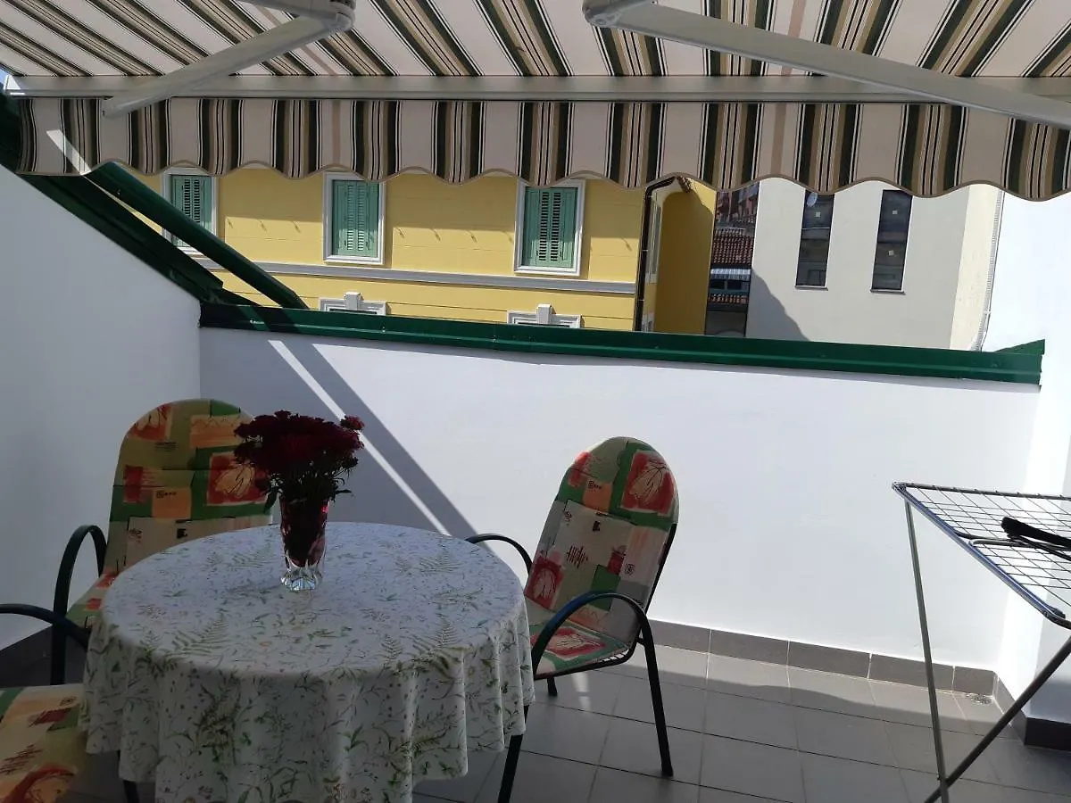 אופטיה Apartment Nada קרואטיה